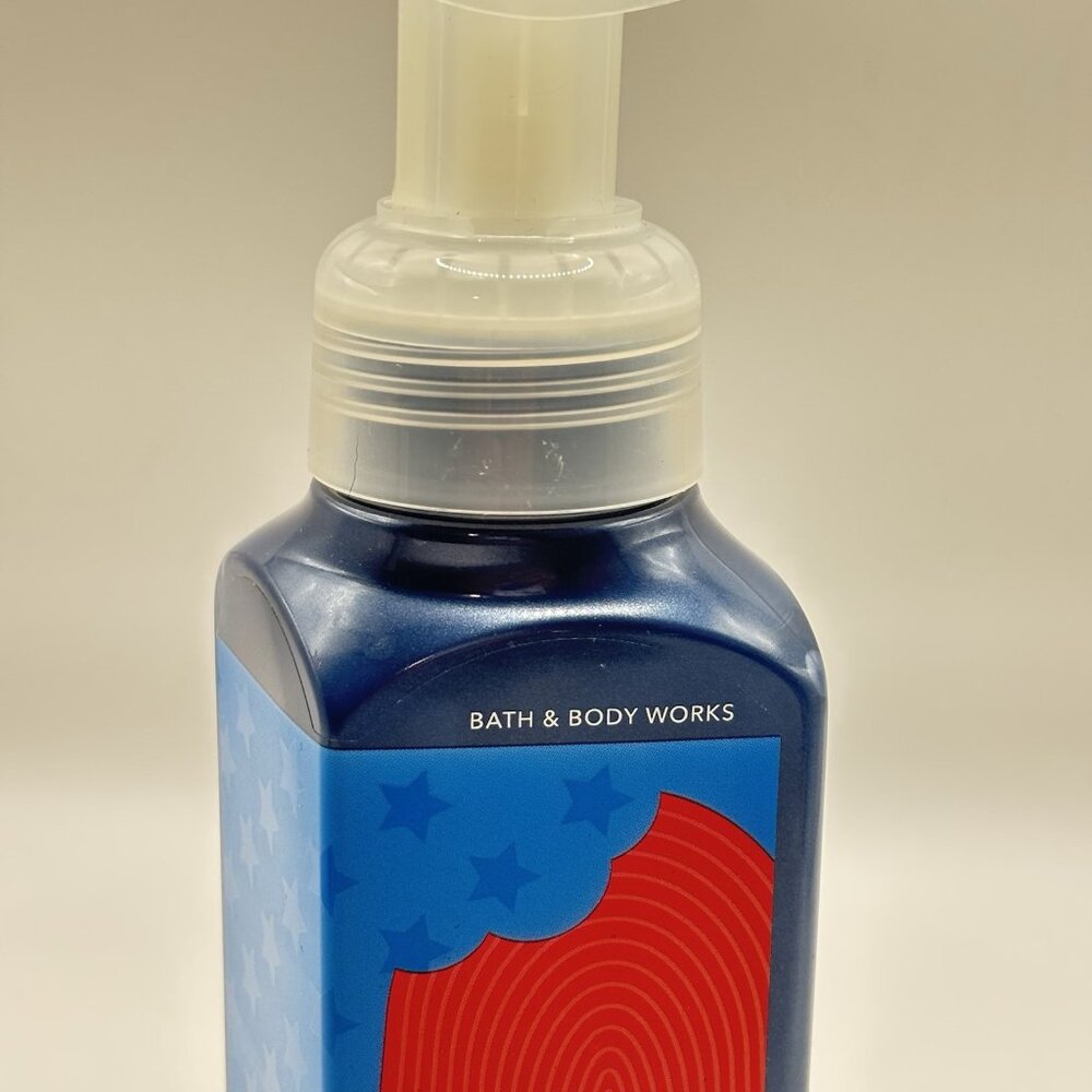 Foaming Hand Soap Firecracker Pop 8.75 oz Bath And Body Works Blue Cherry Summer - Picture 3 of 12